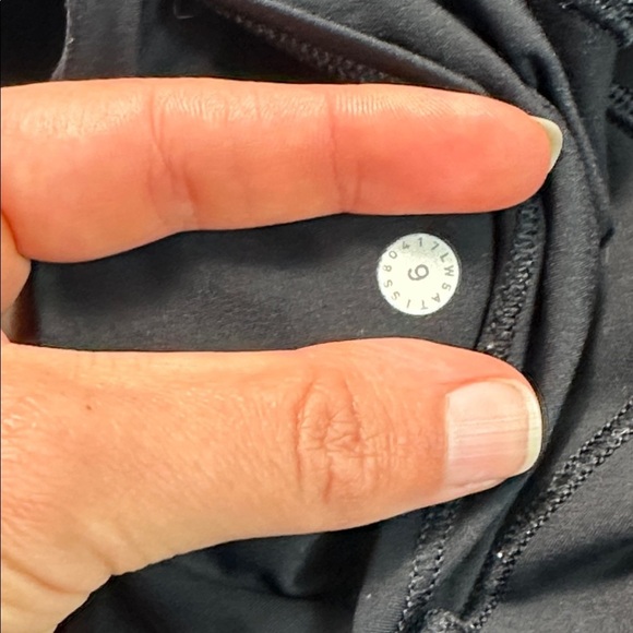 Lululemon Fast & Free 7/8 Tight II *Nulux 25" Black - Picture 7 of 7